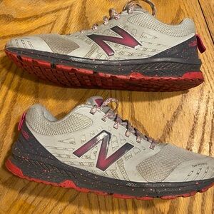 New Balance Gray and Red Trail Sneakers
